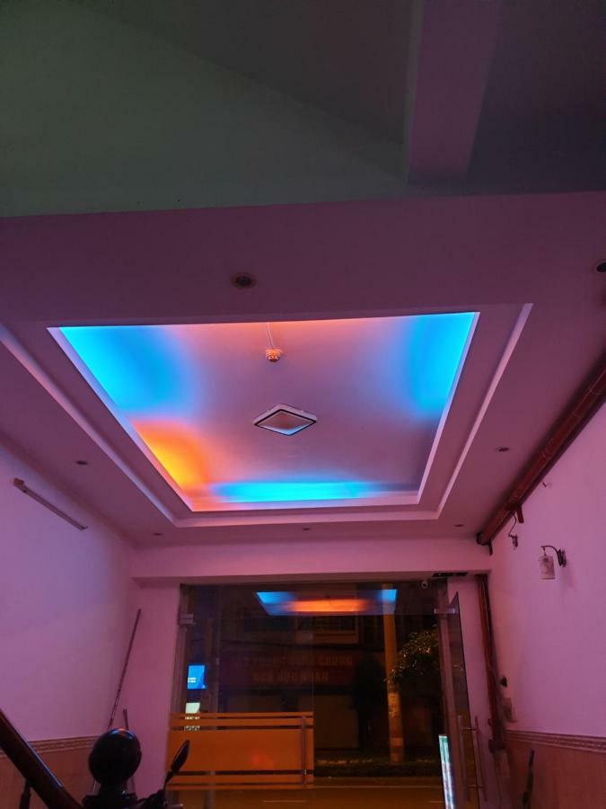 Khach San Anh Thu Hotel Ho Şi Min Exterior foto